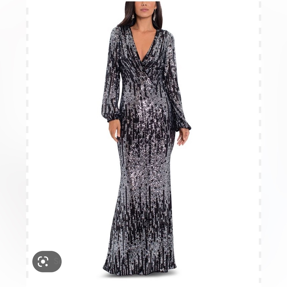 Betsy & Adam size 8 black and silver sequin formal dress